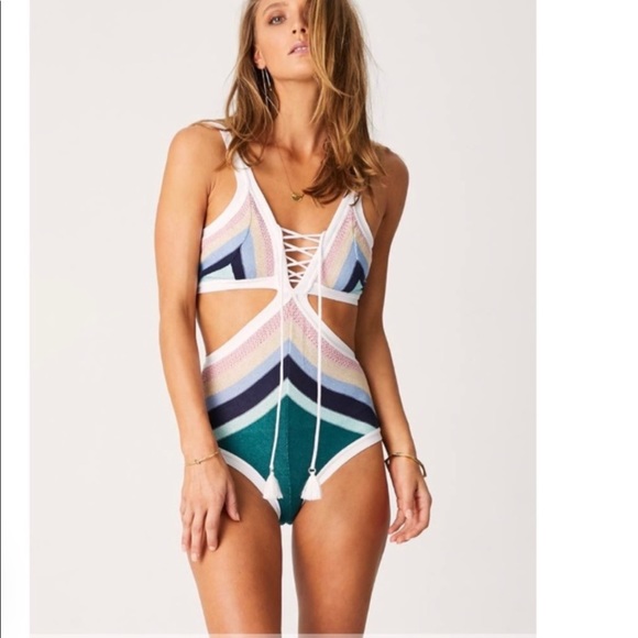 Suboo Lace Up Front Cut Out Paradiso Swimsuit - Picture 2 of 16